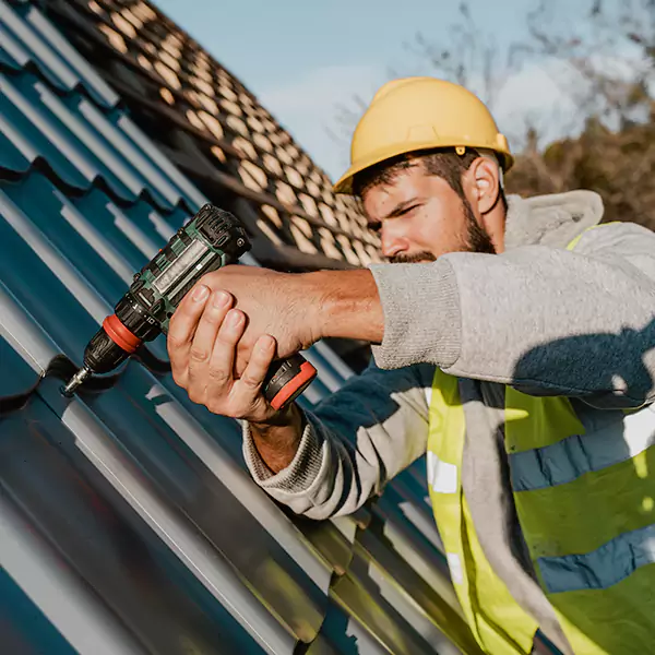 Why Cary Homeowners Choose Cary Roofing Experts for Steel Roof Repair Service?